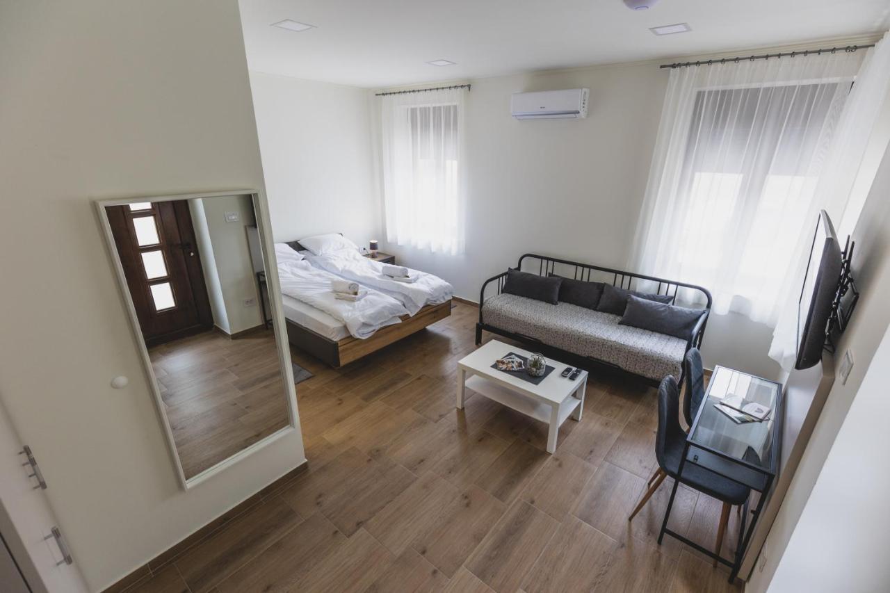 Vila Guliver Palić Exterior foto
